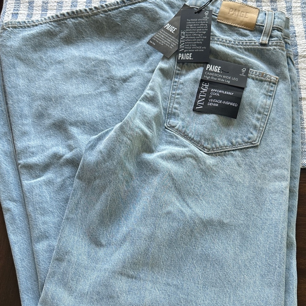 PAIGE women’s Cameron Wide Leg High Rise Light Denim jeans
